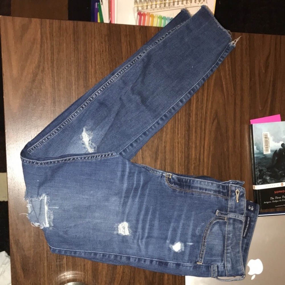 HOLLISTER ULTRA HIGH RISE SKINNY JEANS